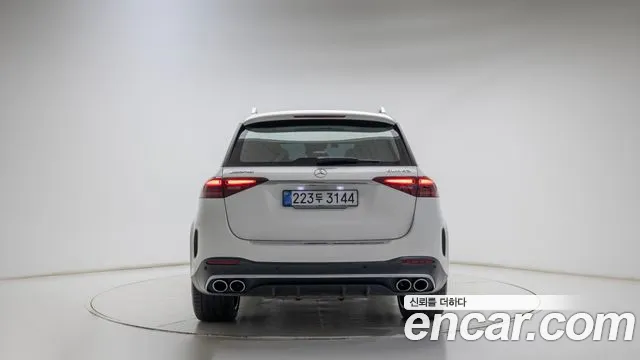 Mercedes-Benz GLE-Class — Фото автомобиля 4