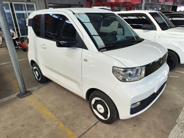 Wuling Hongguang Mini EV — Фото автомобиля 3