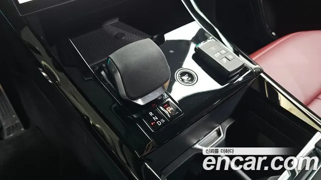 Land Rover Range Rover Sport — Фото автомобиля 13