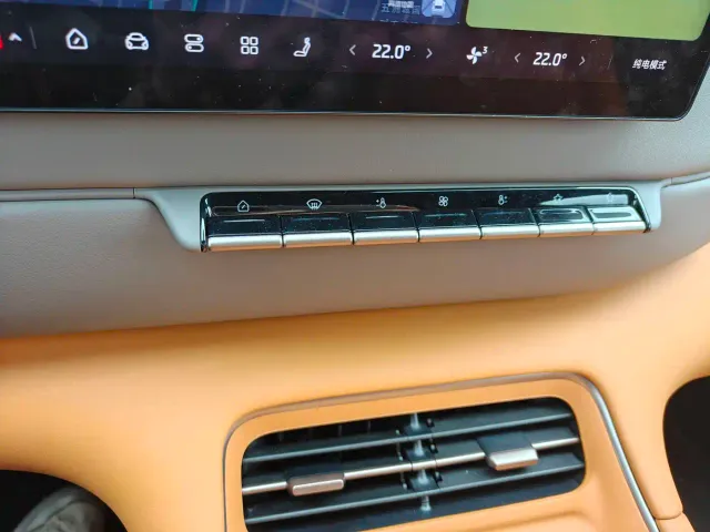 IM Motors LS8 — Фото автомобиля 15
