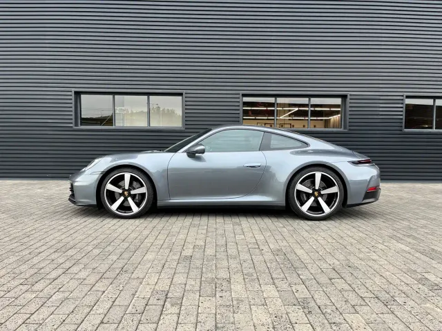 Porsche 911 — Фото автомобиля 3