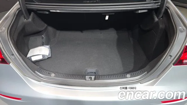 Mercedes-Benz E-Class E-класс W213 E350 4MATIC Exclusive — Фото автомобиля 24