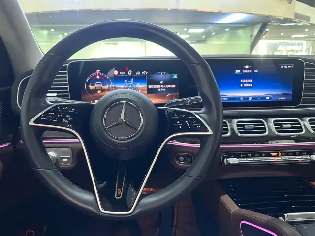 Mercedes-Benz GLE-Class — Фото автомобиля 8