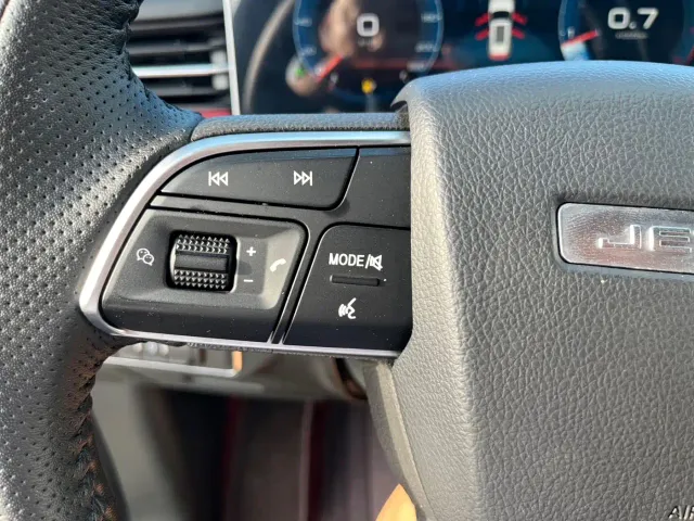 Jetour X70 Plus — Фото автомобиля 15