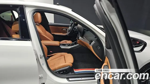 BMW 3-Series 3 серия (G20) 320i M Sport — Фото автомобиля 24