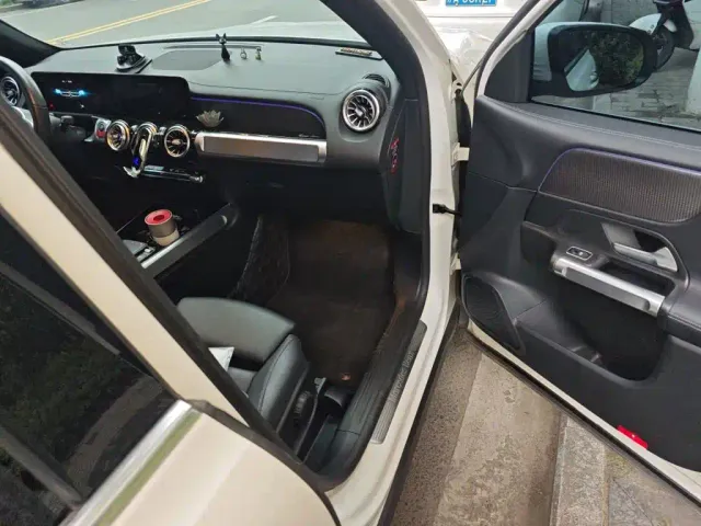 Mercedes-Benz Mercedes-Benz GLB 2021 GLB 200 Dynamic — Фото автомобиля 17