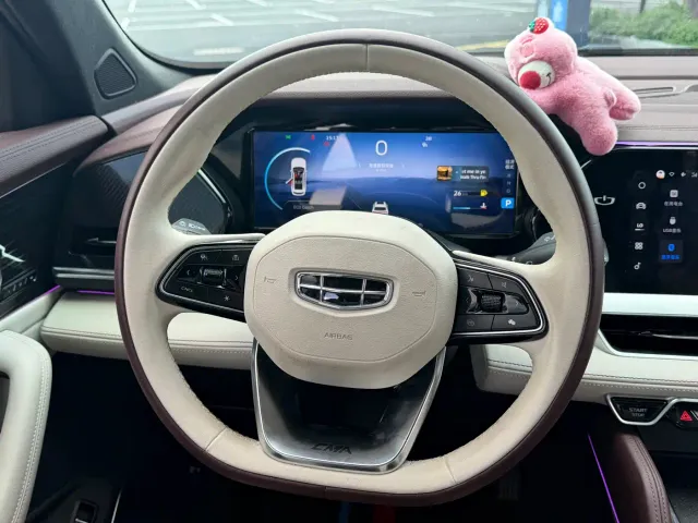 Geely Xingyue L — Фото автомобиля 14
