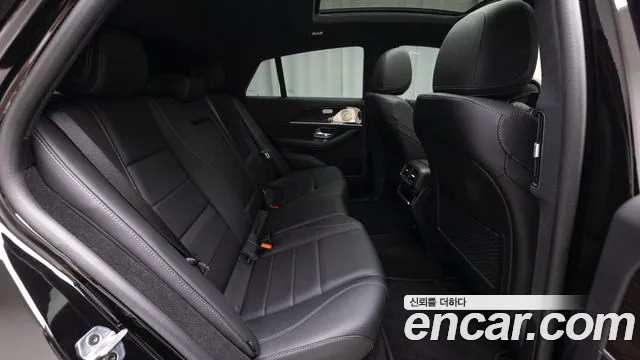 Mercedes-Benz GLE-Class — Фото автомобиля 15
