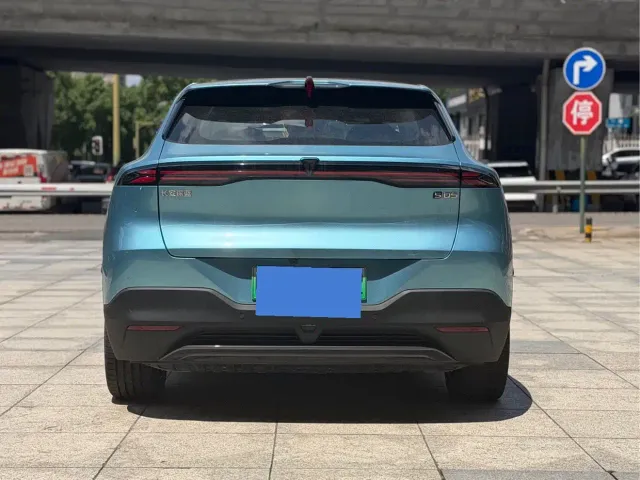 Deepal S05 — Фото автомобиля 8