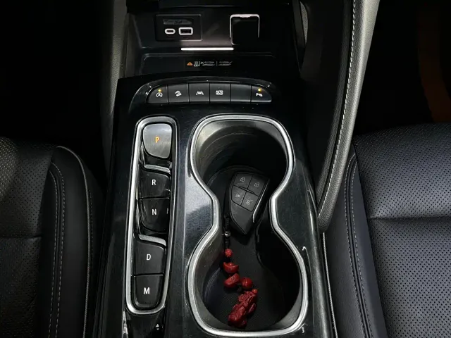 Buick Envision Plus — Фото автомобиля 25