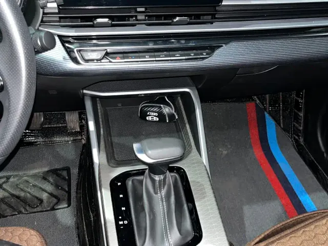 Geely Emgrand — Фото автомобиля 14
