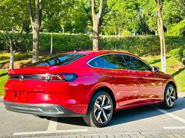 Volkswagen Lamando — Фото автомобиля 11