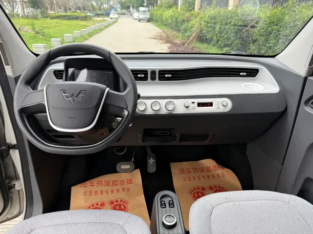Wuling Hongguang Mini EV — Фото автомобиля 5
