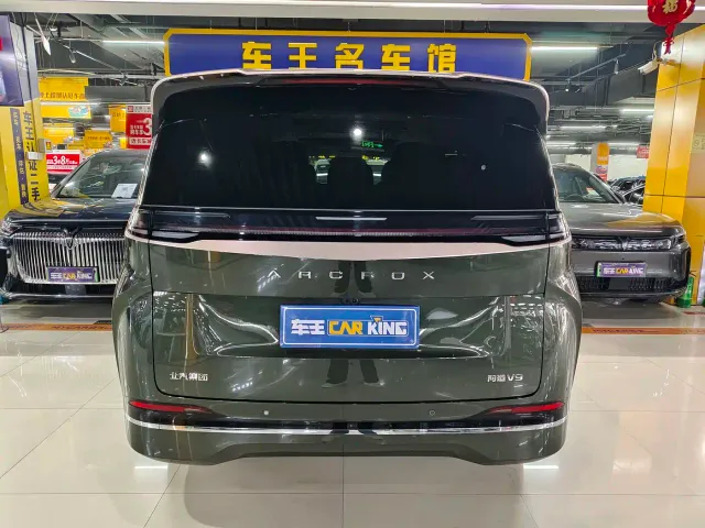 Arcfox Wendao V9 — Фото автомобиля 17