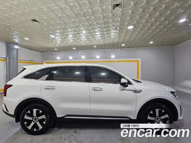 Kia Sorento Sorento 4-е поколение Бензин 2.5T 2WD — Фото автомобиля 8