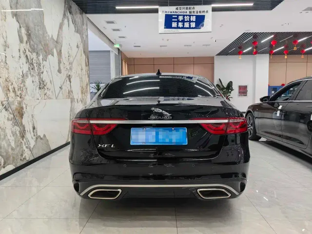 Jaguar XFL — Фото автомобиля 4