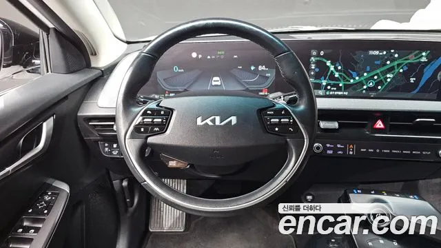 Kia EV6 — Фото автомобиля 14