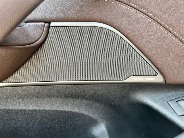 BMW 5 Series — Фото автомобиля 14