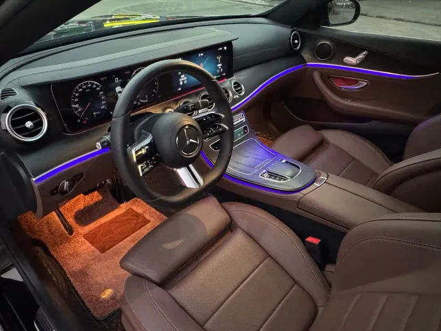 Mercedes-Benz E-Class — Фото автомобиля 4