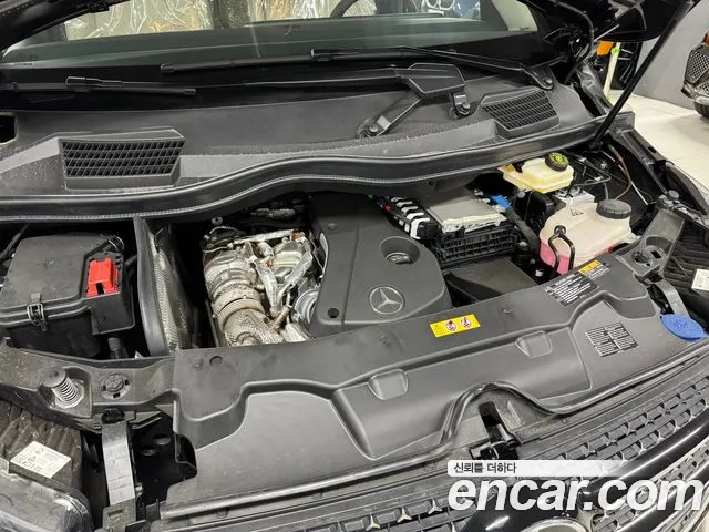 Mercedes-Benz V-Class — Фото автомобиля 7