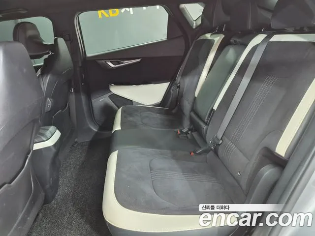 Kia EV6 — Фото автомобиля 12