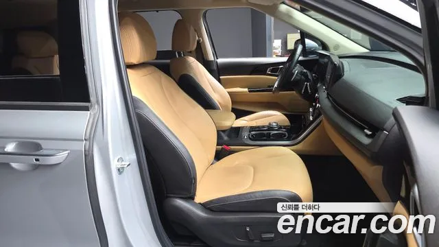 Kia Canival Carnival 4 поколение Бензин 7 мест Noblesse — Фото автомобиля 11