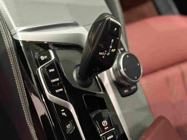 BMW 5 Series — Фото автомобиля 21