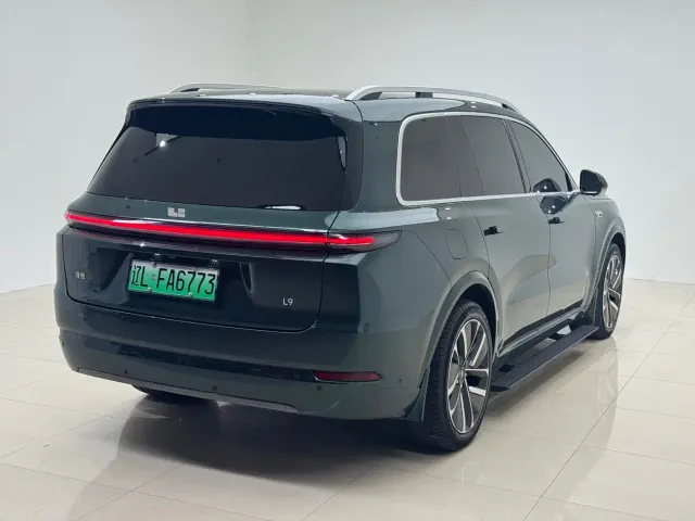 Li Auto L9 — Фото автомобиля 4