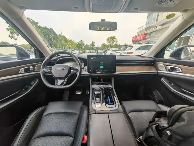 Skyworth Auto Skyworth EV6 — Фото автомобиля 5