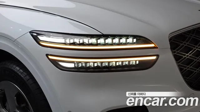 Genesis GV70 — Фото автомобиля 7