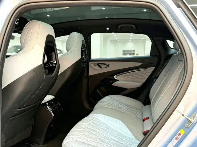 BYD Seal — Фото автомобиля 3