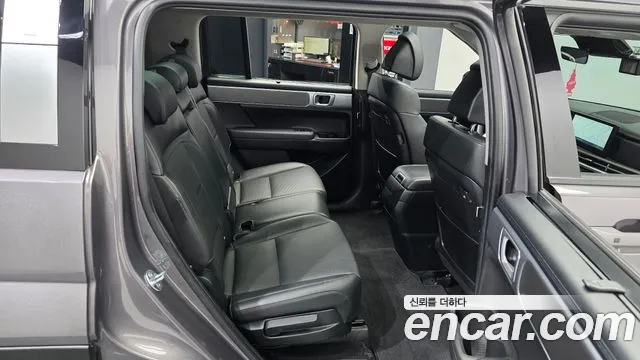 Hyundai Santa Fe — Фото автомобиля 18
