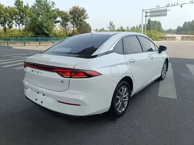 GAC Aion S — Фото автомобиля 4