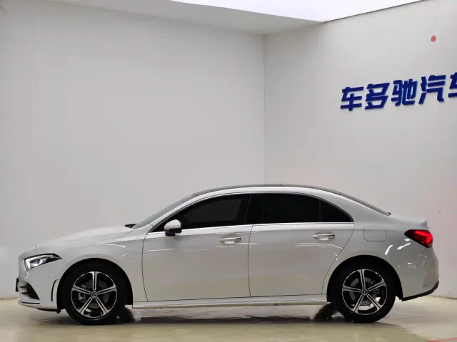 Mercedes-Benz A-Class — Фото автомобиля 4