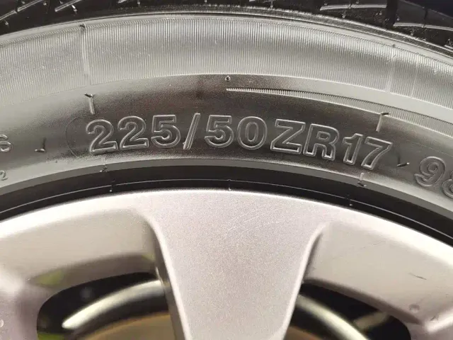 Geely Geometry M6 — Фото автомобиля 24