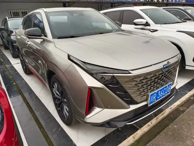 Changan Z6 — Фото автомобиля 3