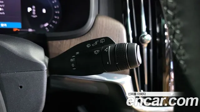Вольво V90 — Фото автомобиля 19