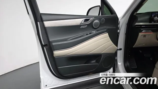 Genesis GV80 — Фото автомобиля 24