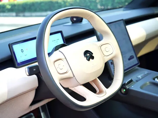 Nio ET5 Touring — Фото автомобиля 6