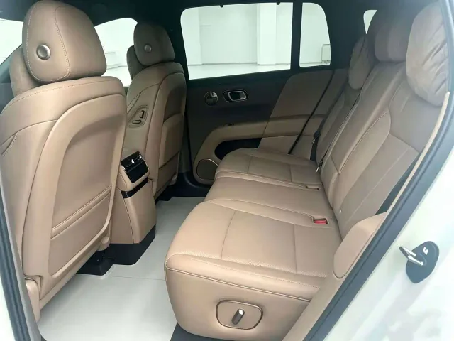 Li Auto i6 — Фото автомобиля 4