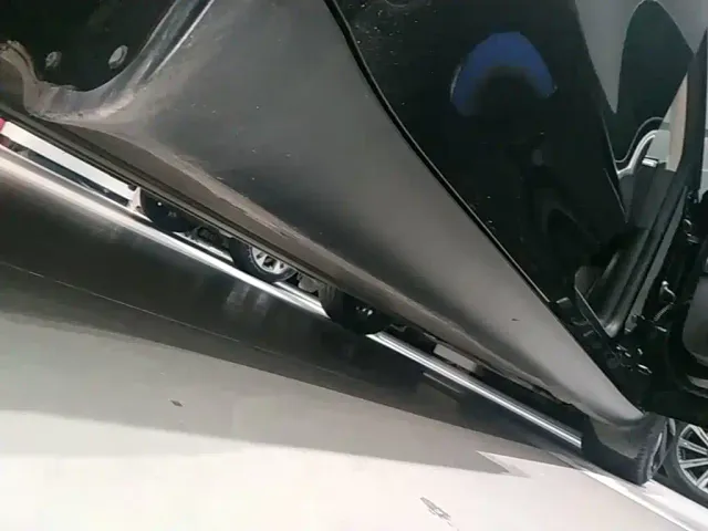 Tesla Model Y — Фото автомобиля 20