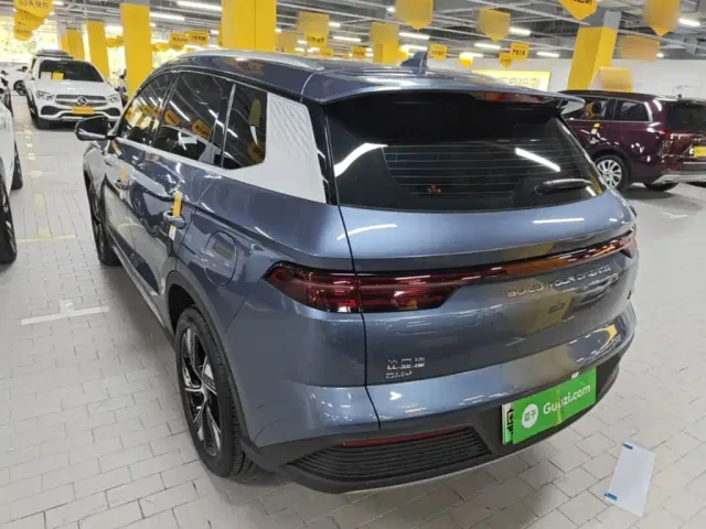 BYD Song Pro — Фото автомобиля 4