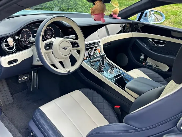 Bentley Continental 2022 4.0T GT V8 — Фото автомобиля 10