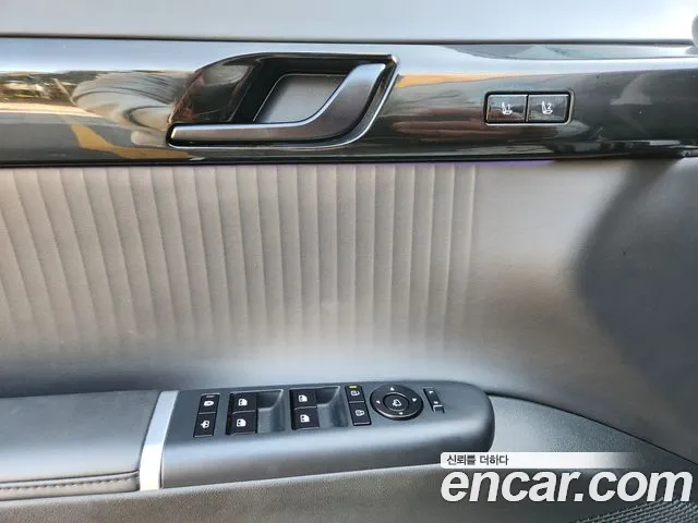 Hyundai Grandeur GN7 — Фото автомобиля 19