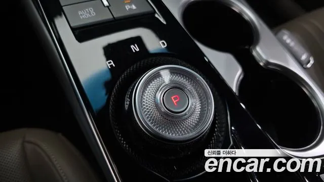 Kia K8 Hybrid — Фото автомобиля 12