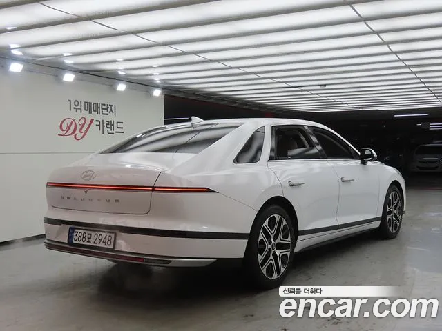 Hyundai Grandeur Grandeur (GN7) 3.5 Бензин 2WD — Фото автомобиля 4