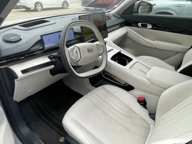 Geely Galaxy E5 — Фото автомобиля 4