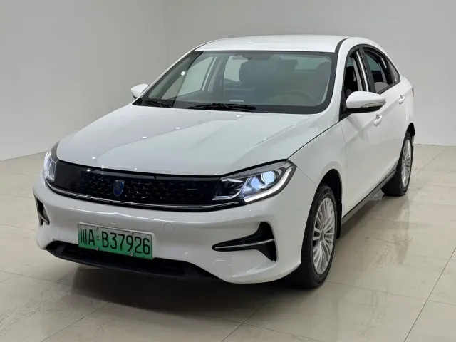 Forthing Fengxing S60EV — Фото автомобиля 3