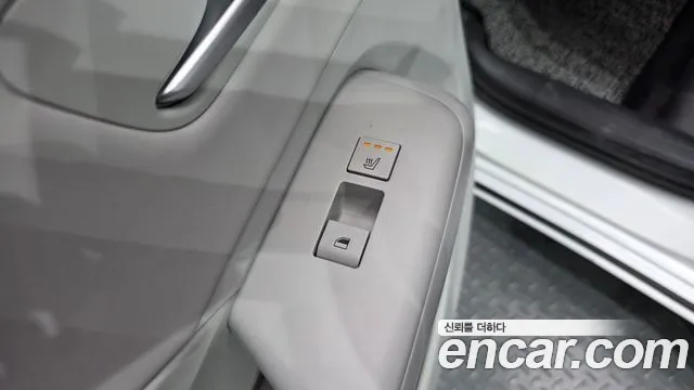 Hyundai Kona — Фото автомобиля 29