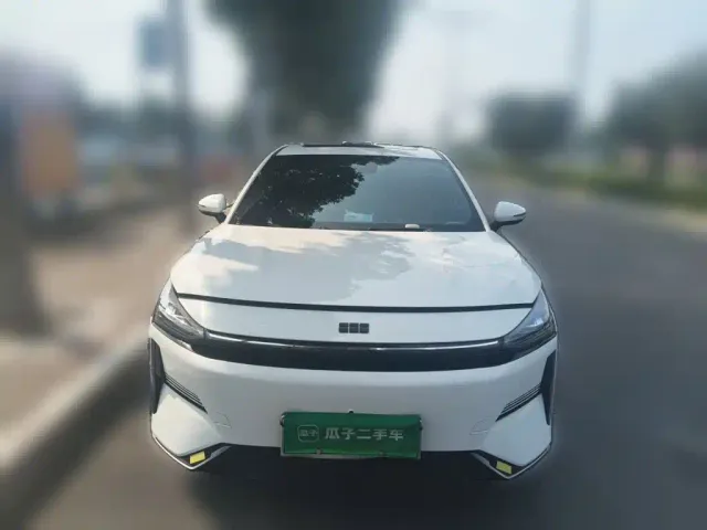Geely Galaxy L6 — Фото автомобиля 22
